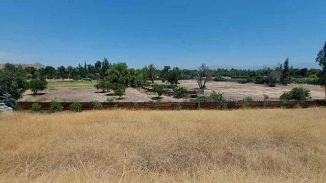 VENDO TERRENO EN FUNDO STA ISABEL, CHICUREO (98852)