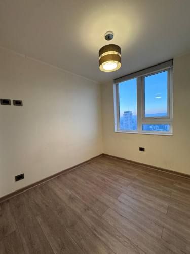 AMPLIO DEPARTAMENTO A LA VENTA EN PISO 16 (98965)