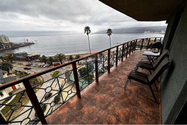 Vive el lujo en papudo - primera línea