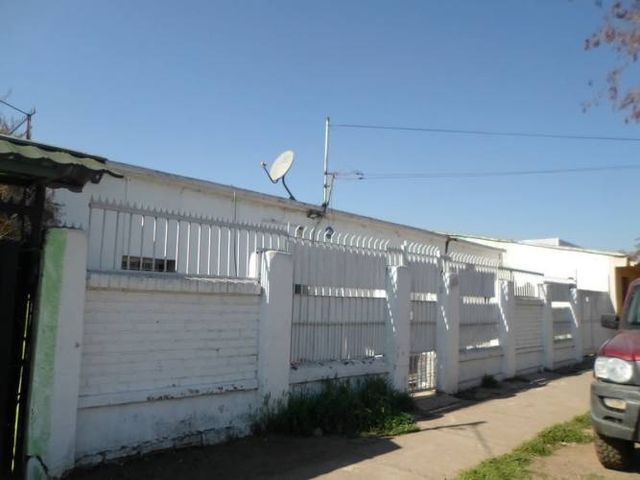 Mb Propiedades VENDE Sitio Industrial, 752 M2,  La Cisterna