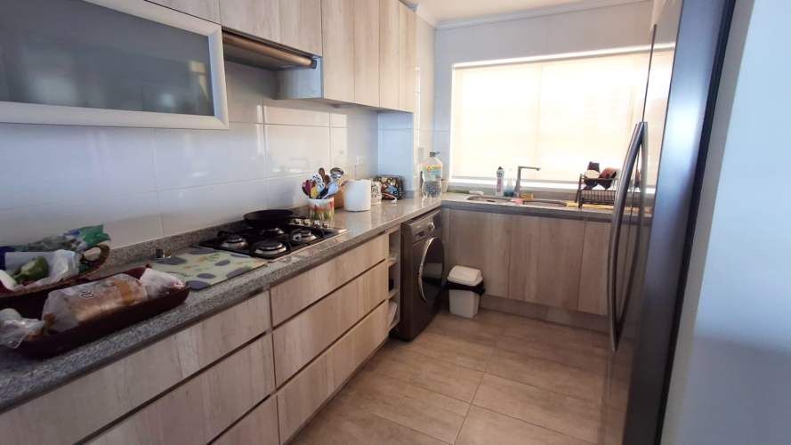 Hermoso y amplio departamento con gran vista. El Yeco