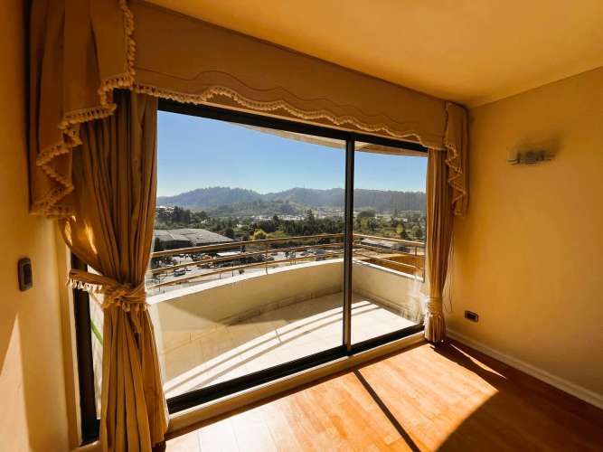 Vendo Depto Sector Avenida Alemania 2d+2b+1e+1b