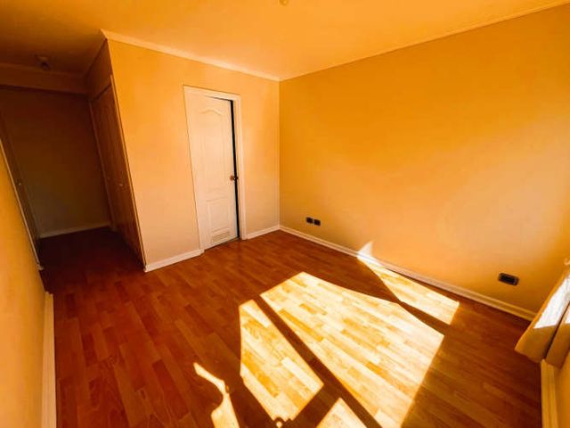 Vendo Depto Sector Avenida Alemania 2d+2b+1e+1b