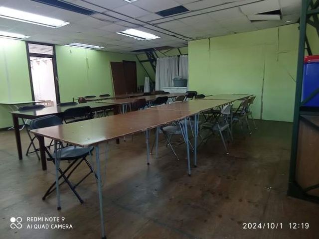 Vendo Terreno con Salón y Oficinas en Placilla, frente a Supermercado Unimarc