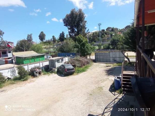 Vendo Terreno con Salón y Oficinas en Placilla, frente a Supermercado Unimarc