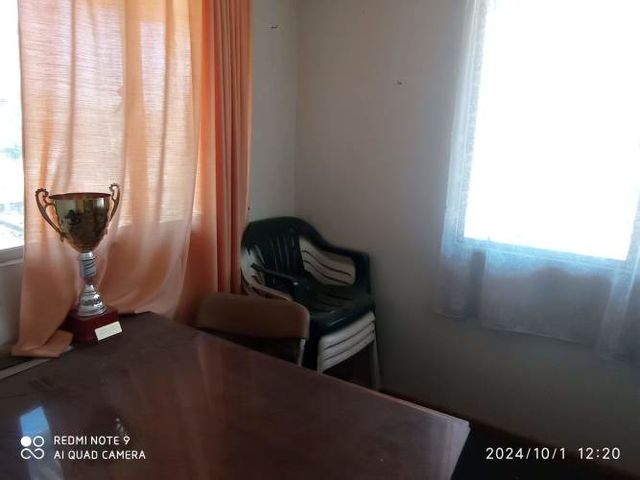 Vendo Terreno con Salón y Oficinas en Placilla, frente a Supermercado Unimarc