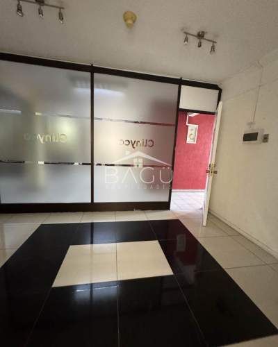 se vende oficina, edificio PUKARA