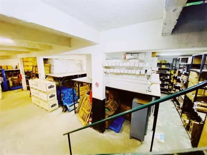 LOCAL COMERCIAL avenida francia 894