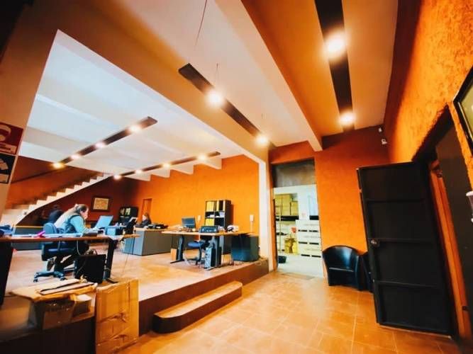 LOCAL COMERCIAL avenida francia 894