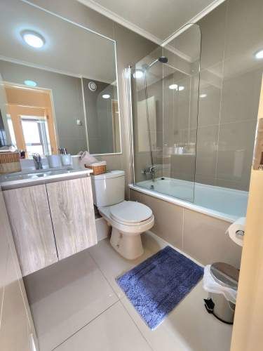 SE VENDE CÓMODO DPTO EN EL CENTRO DE 2D-2B