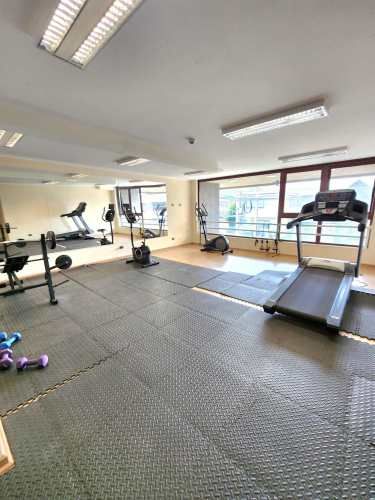 SE VENDE CÓMODO DPTO EN EL CENTRO DE 2D-2B