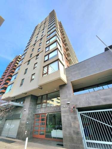 SE VENDE CÓMODO DPTO EN EL CENTRO DE 2D-2B