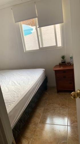 Comoda pieza,  1 pers. Comuna . Macul