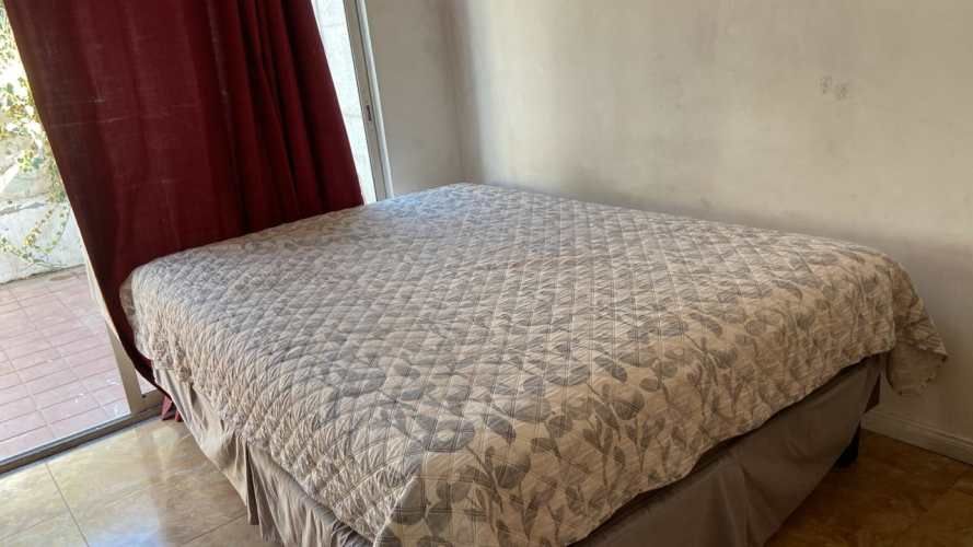 Comoda pieza,  1 pers. Comuna . Macul