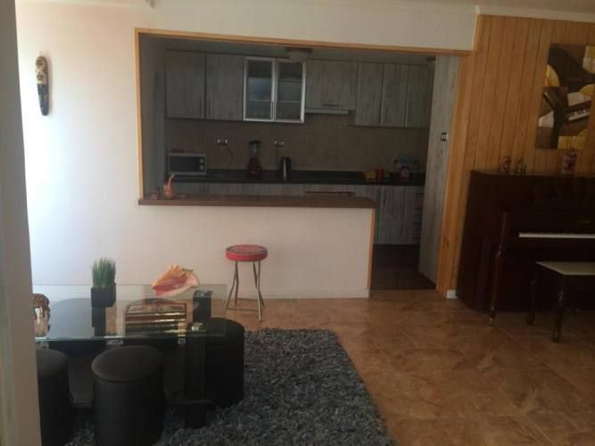 Comoda pieza,  1 pers. Comuna . Macul