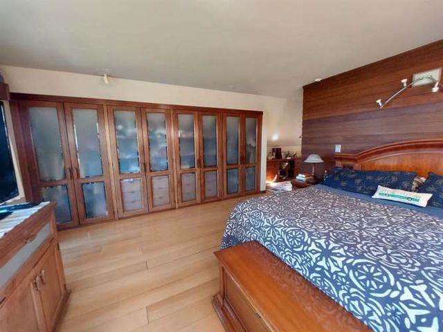 PARCELA Amplia casa con Quincho, Bodega y Cancha de Tenis - Lomas de Reloncaví