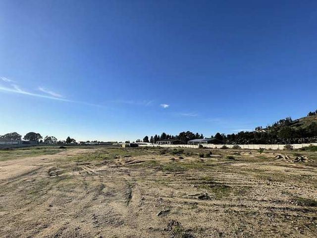 Sitio SE ARRIENDA TERRENO DESDE 1000 M2 (CÓD. 403)