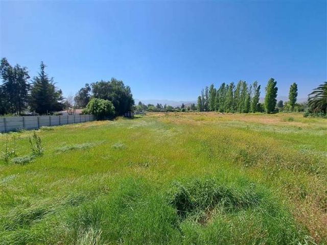 AGRICOLA El alba 2 / Av. Chicureo