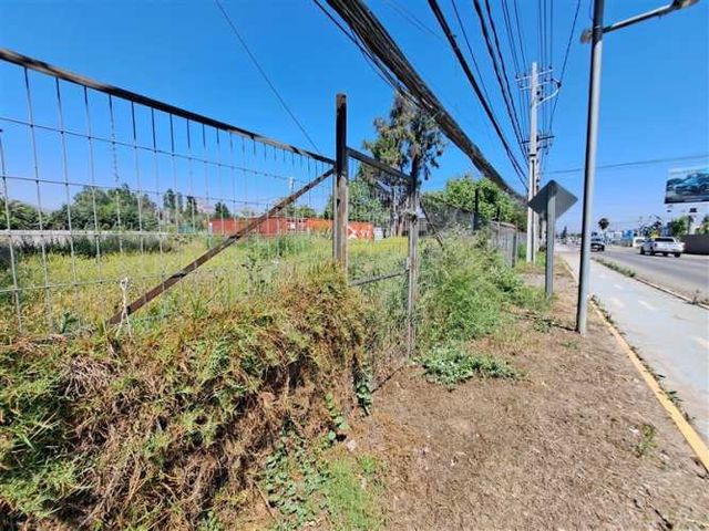 SITIO Av. Chicureo esquina El Alba 2