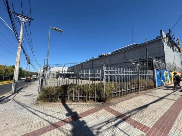Sitio ARRIENDO TERRENO COMERCIAL. METRO SAN PABLO