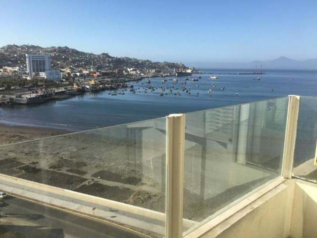 SE VENDE DEPARTAMENTO CON VISTA A LA BAHÍA ,EN LA COSTANERA DE COQUIMBO
