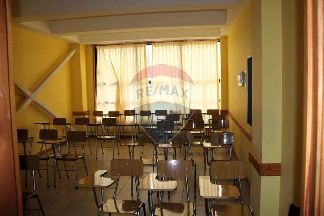 En venta edificio institucional  en  temuco