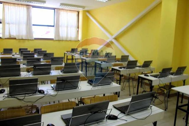 En venta edificio institucional  en  temuco