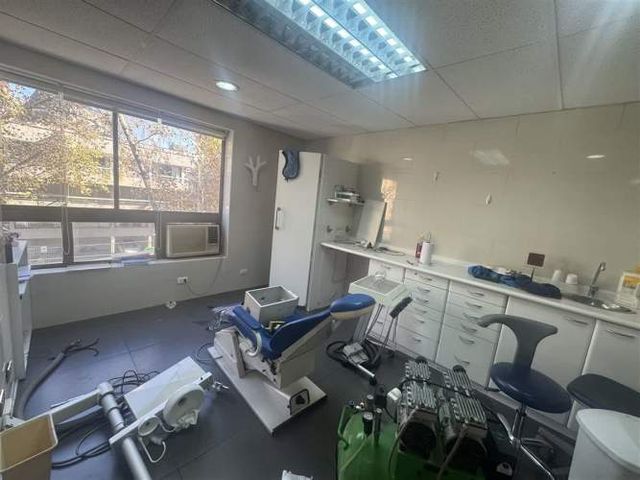 OFICINA Metro Tobalaba