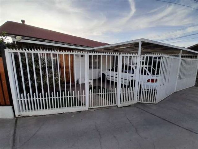 CASA las paulonias con las lumas