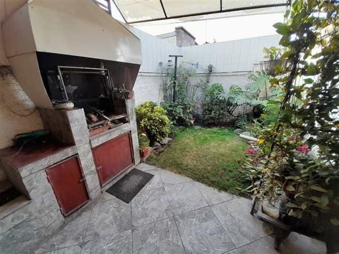 CASA las paulonias con las lumas