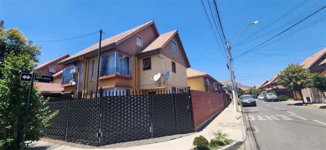 CASA Altos de Quilicura