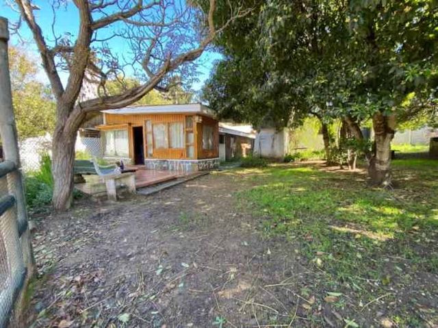 ¡Casa Amoblada en El Quisco con Amplio Terreno!