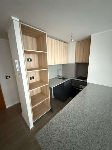 DEPARTAMENTO av La Florida con calle San Jorge