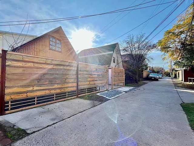 CASA Pasaje Toronto 1200