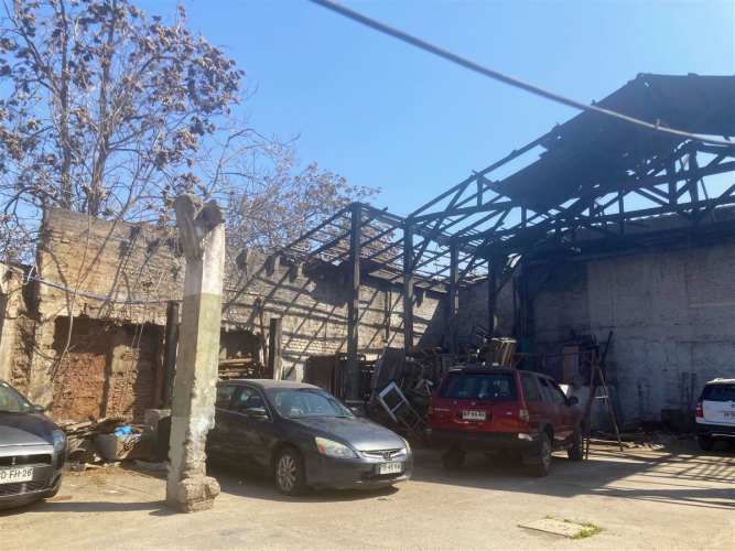 SITIO Arriendo terreno a 2 cuadras Ricardo Cumming, 814 m2, Santiago