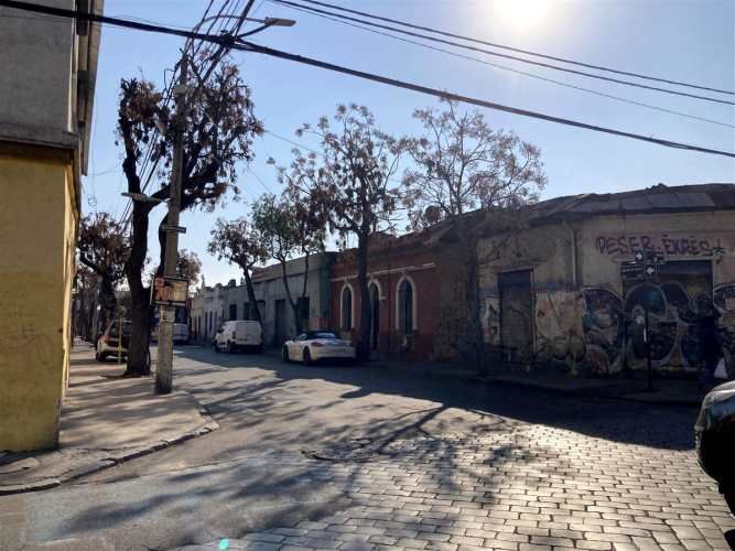 SITIO Arriendo terreno a 2 cuadras Ricardo Cumming, 814 m2, Santiago