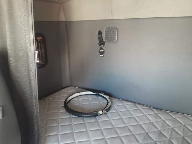 Tracto Camión  MACK AN64TX  año 2021