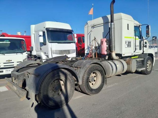 Tracto Camión  MACK AN64TX  año 2021