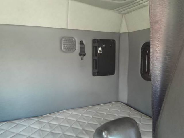 Tracto Camión  MACK AN64TX  año 2021