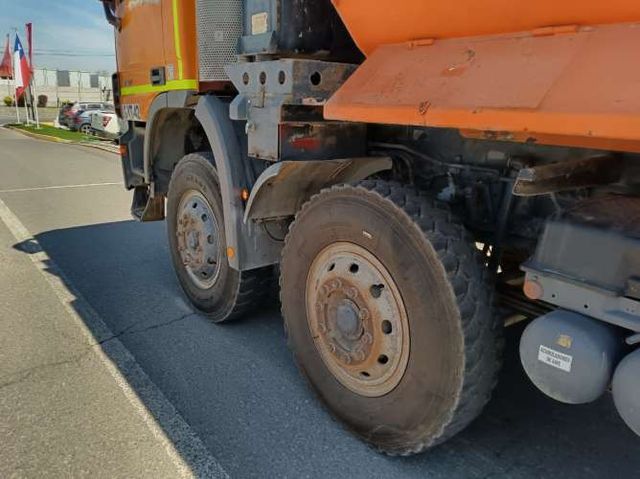Camión Usado Tolva Mercedes Benz ACTROS 4144 K