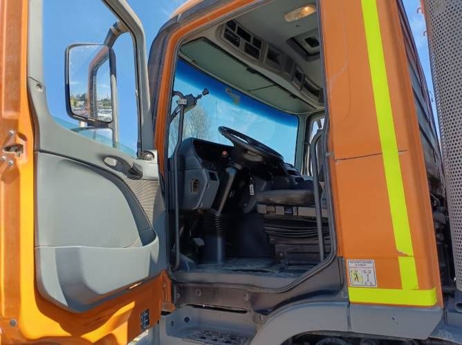 Camión Usado Tolva Mercedes Benz ACTROS 4144 K