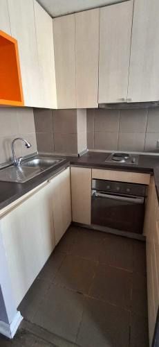 Dpto 1D, 1B, 1Bga. Metro Plaza de Armas a dos cuadras.