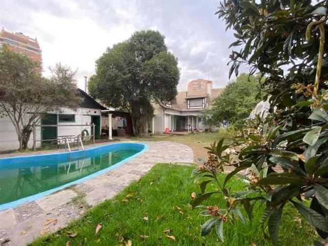 CASA Apumanque - Metro Manquehue