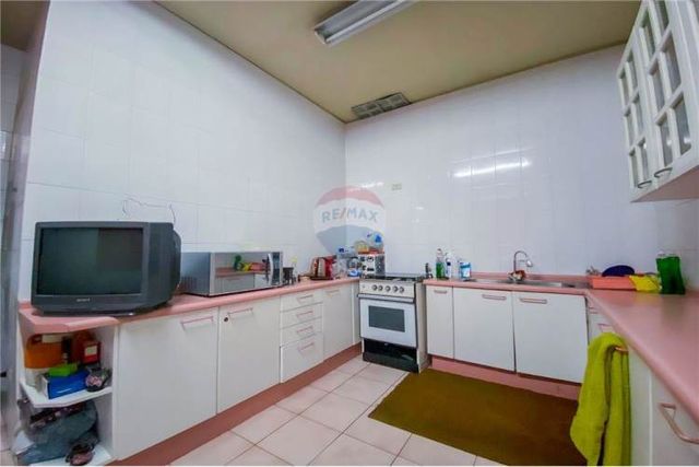 Prop. comercial patronato c/contrato de arriendo