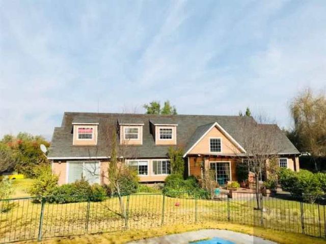 CASA Camino Carampangue esquina El Castillo