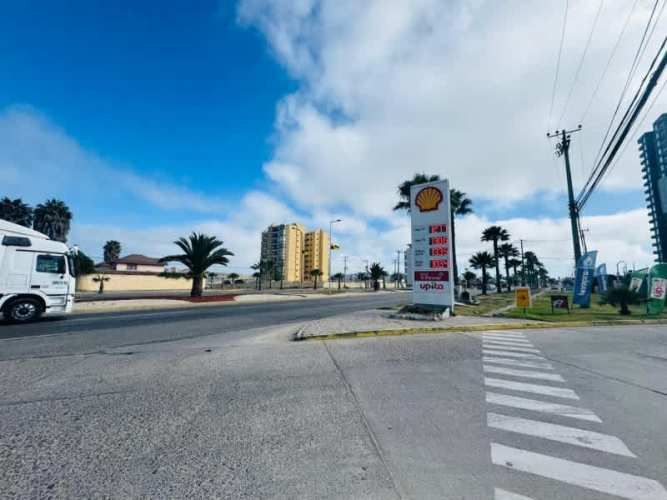 Moderno y luminoso departamento en Condominio Puerto Bahía