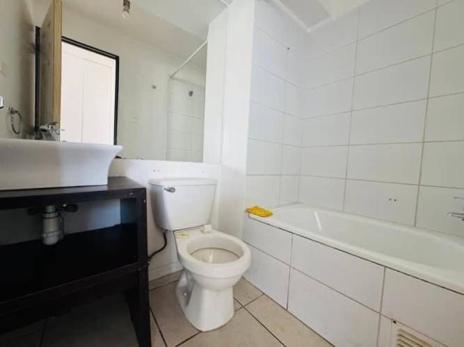 Moderno y luminoso departamento en Condominio Puerto Bahía