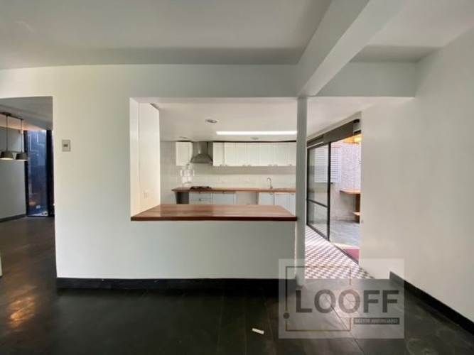 LOOFF PROP CASA LAS CONDES ESTORIL