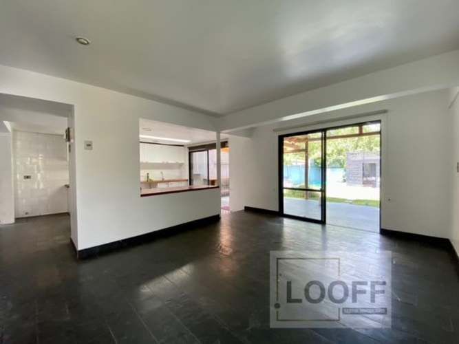 LOOFF PROP CASA LAS CONDES ESTORIL