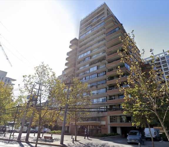 LOOFF PROP DPTO VITACURA ROT. P. ZUJOVIC